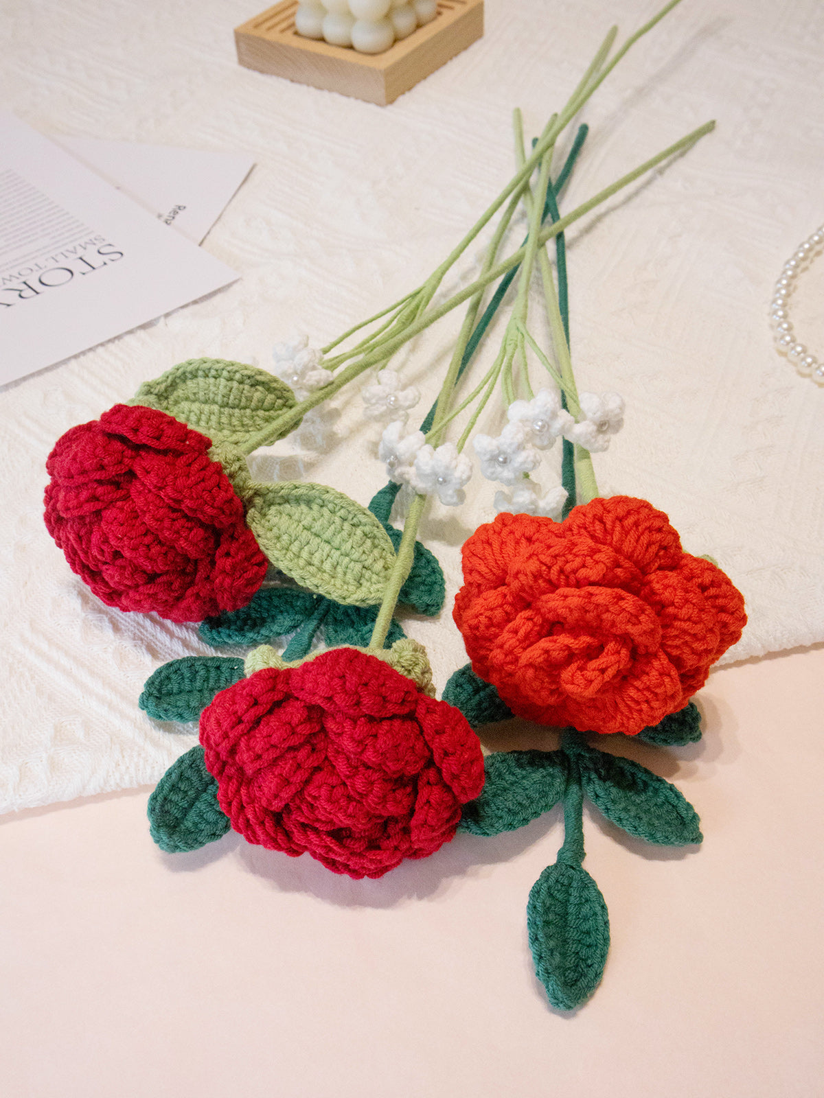 JOMODECOR Handmade Crochet Rose Flower Bouquet, Knitted Artificial Forever Flowers with Exquisite Wrap, Gift to Girlfriend Mom Women, Perfect for Valentines, Home Decor, Celebration (Mixed Flowers)