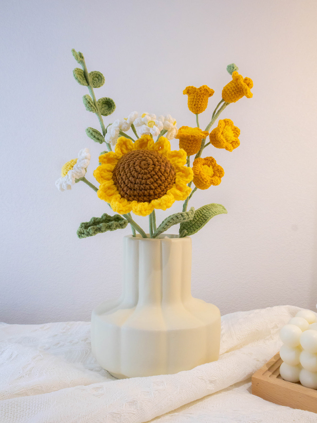 JOMODECOR Handmade Crochet Sunflower Bouquet, Knitted Artificial Forever Flowers with Exquisite Wrap, Gift to Girlfriend Mom Women, Perfect for Valentines, Home Decor, Celebration (Mixed Flowers)