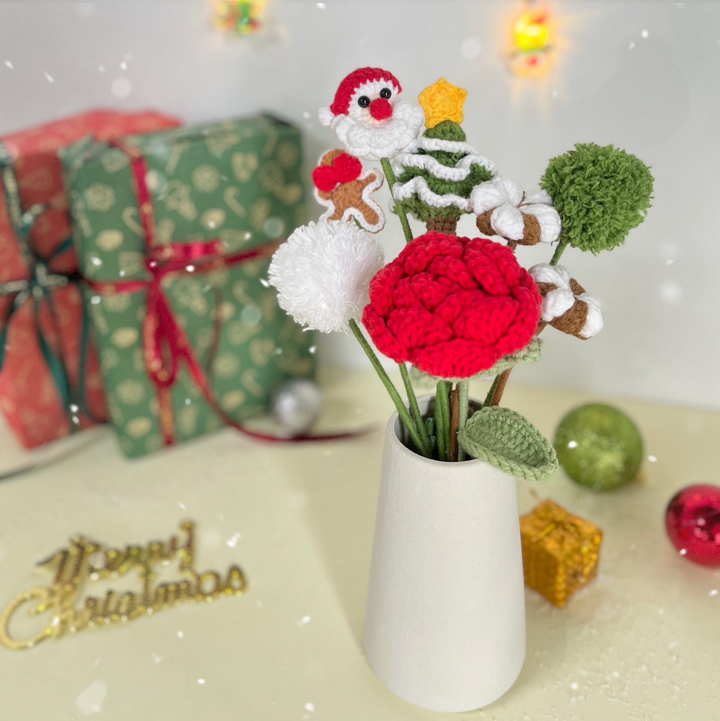 JOMODECOR Handmade Crochet Santa Tree Rose Bouquet, Knitted Artificial Forever Flowers with Exquisite Wrap, Gift to Friends Women, Perfect for Christmas Decoration, Home Decor, Party