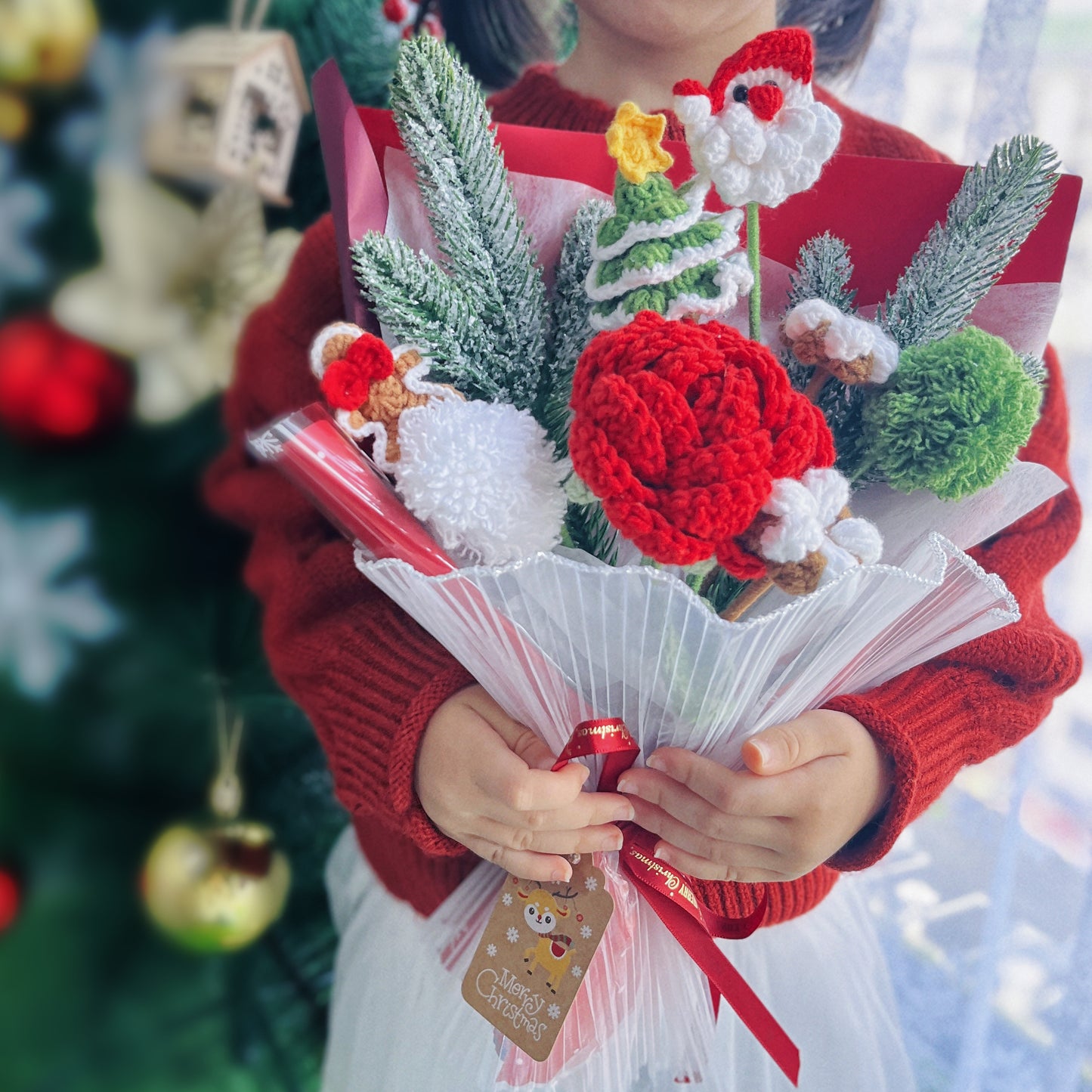 JOMODECOR Handmade Crochet Santa Tree Rose Bouquet, Knitted Artificial Forever Flowers with Exquisite Wrap, Gift to Friends Women, Perfect for Christmas Decoration, Home Decor, Party